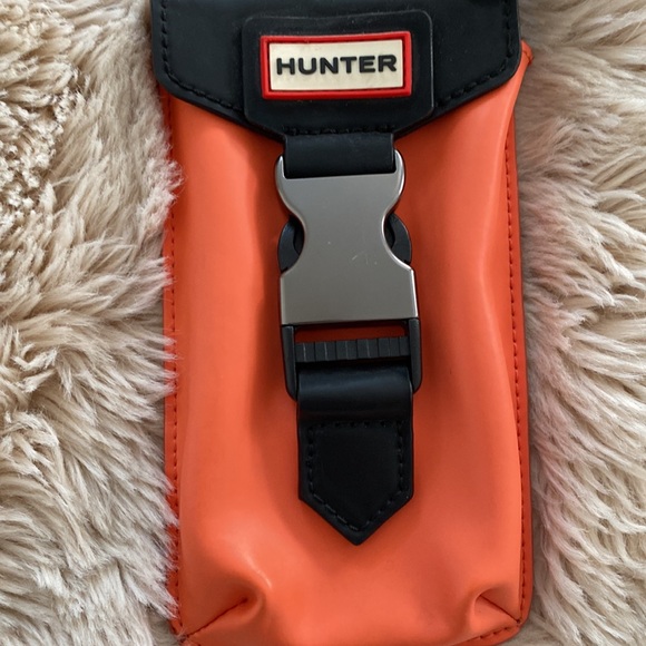 Hunter phone case lanyard - Picture 2 of 4